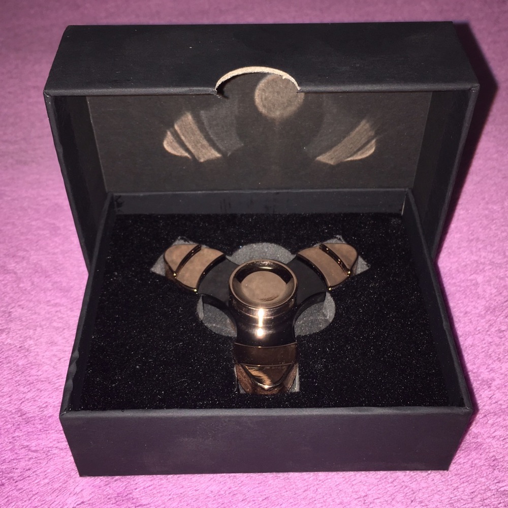 HAND MADE BRONZE & BLACK SPINNER!!