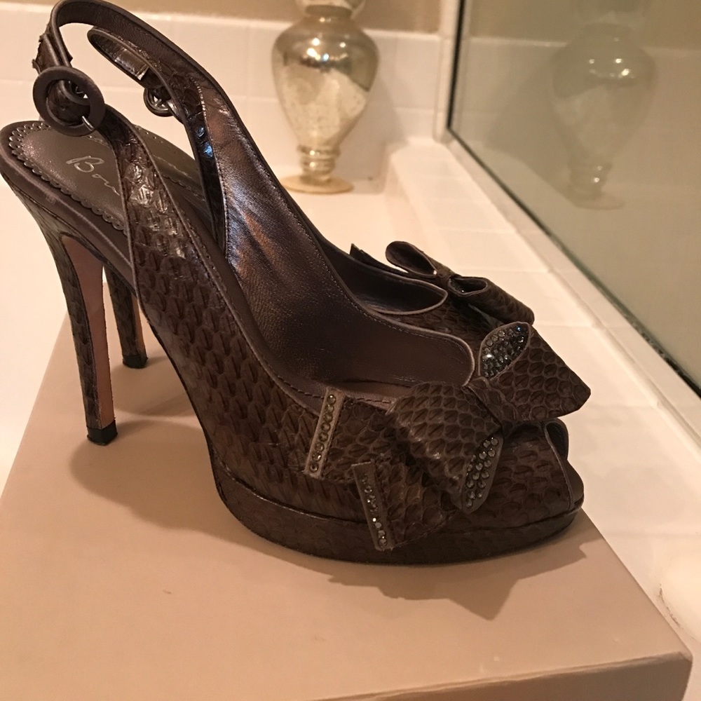 Bourne Peony Chocolate sandals with sequins bow