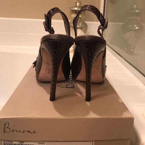 Bourne Peony Chocolate sandals with sequins bow - Picture 3 of 4