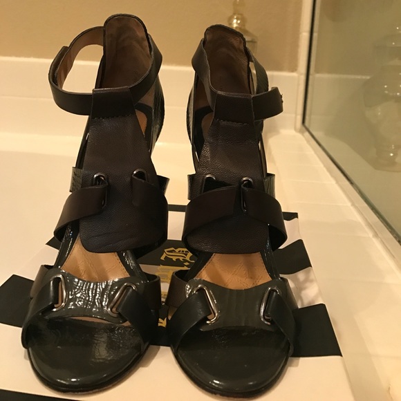 l.A.M.B hunter green and brown sandals - Picture 2 of 4