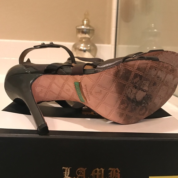 l.A.M.B hunter green and brown sandals - Picture 4 of 4