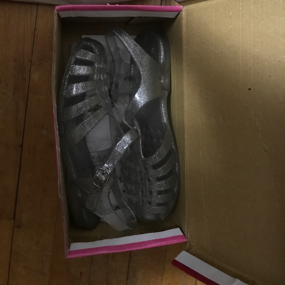 jellly sandals