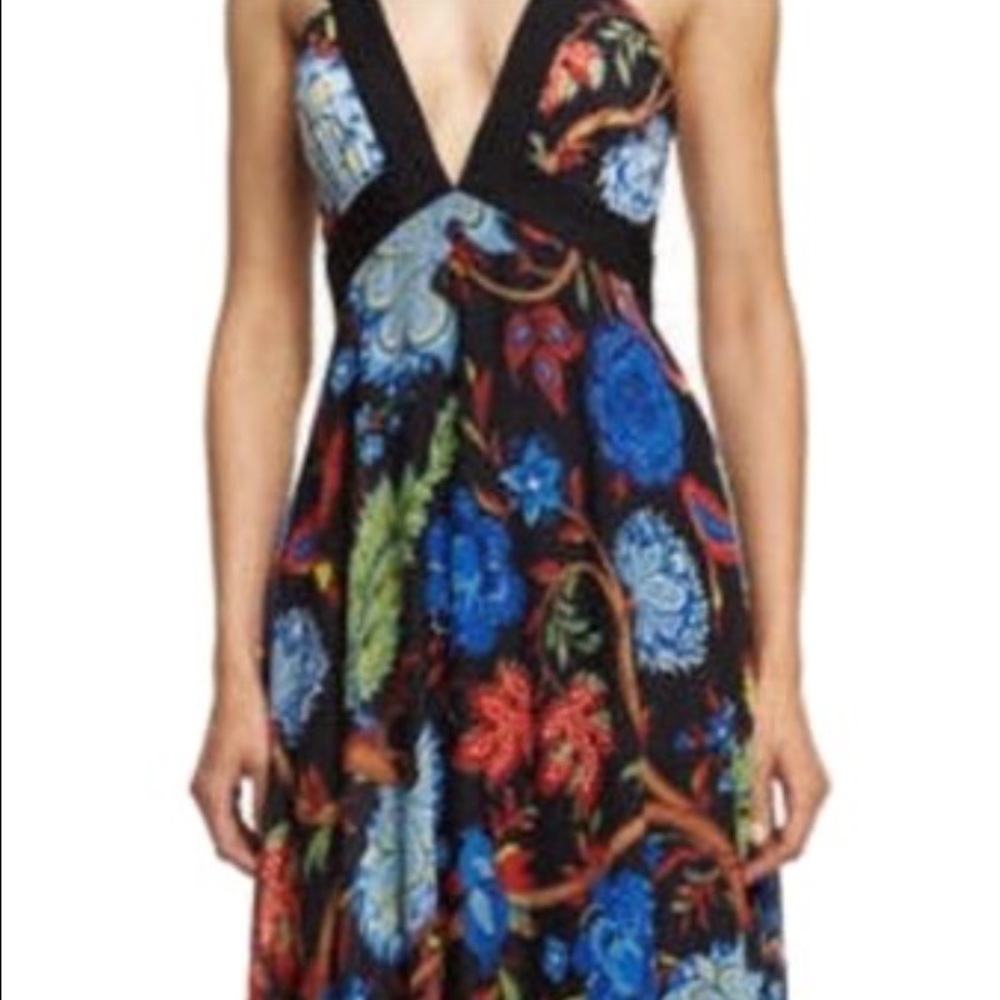 **SOLD** NWT Alice & Olivia printed dress