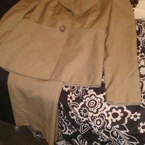 Anne Klein Skirt Suit Like Neq