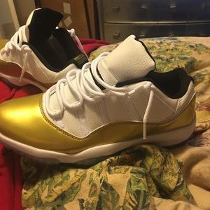 Jordan 11 closing ceremony's
