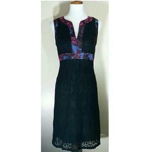 Trina Turk Lace Silk Contrast Sheat Floral V Neck