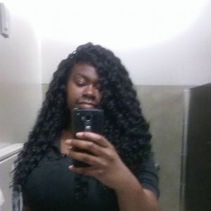 Meet your Posher, Shanta