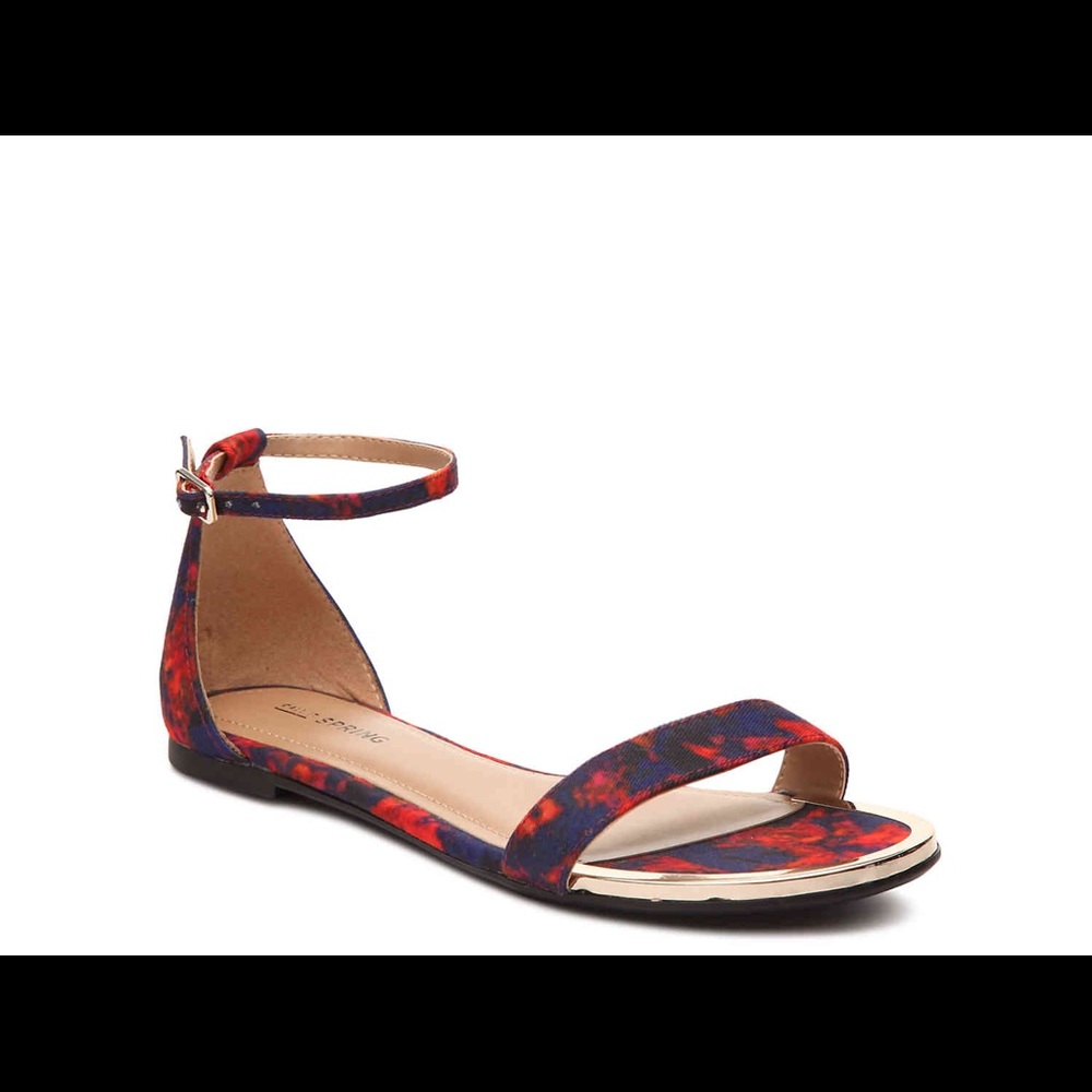Women's shoes