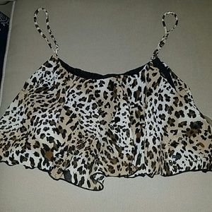 Leopard crop top