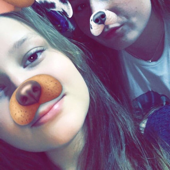 Meet your Posher, Raina - Picture 1 of 1