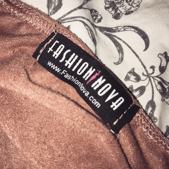 Fashion Nova Mauve Bodysuit 💗 - Picture 2 of 4