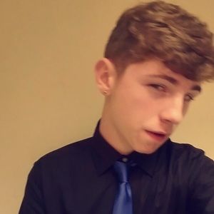 Meet your Posher, Dylan