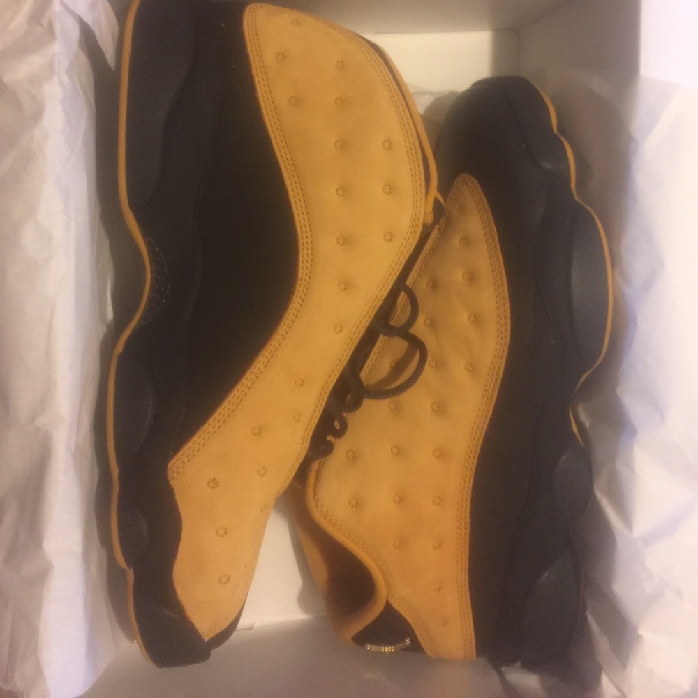 Air jordan 13 low chutney size 9 wore once
