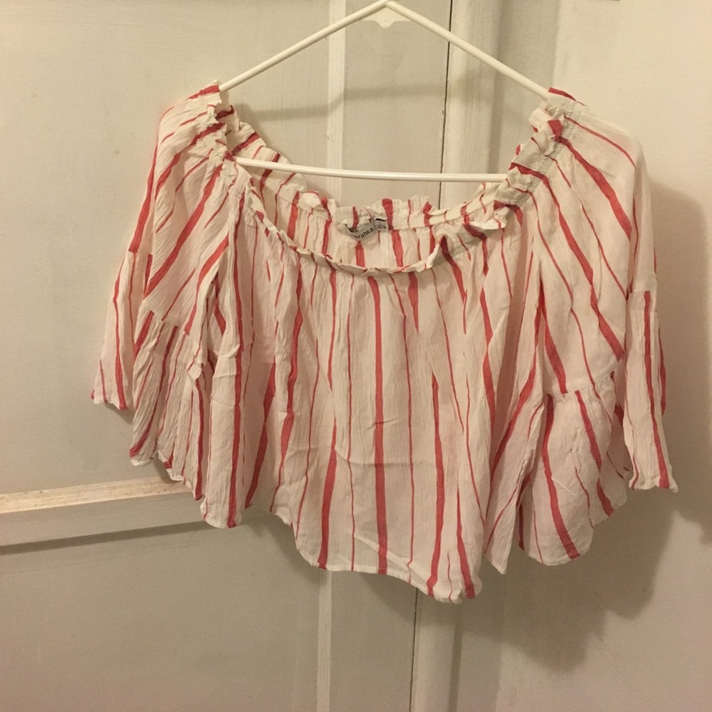 Cropped off the shoulder Top