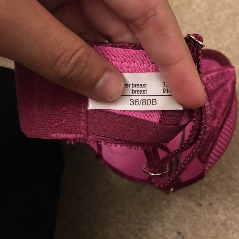 Cute bra - Picture 4 of 4