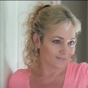 Meet your Posher, Teresa