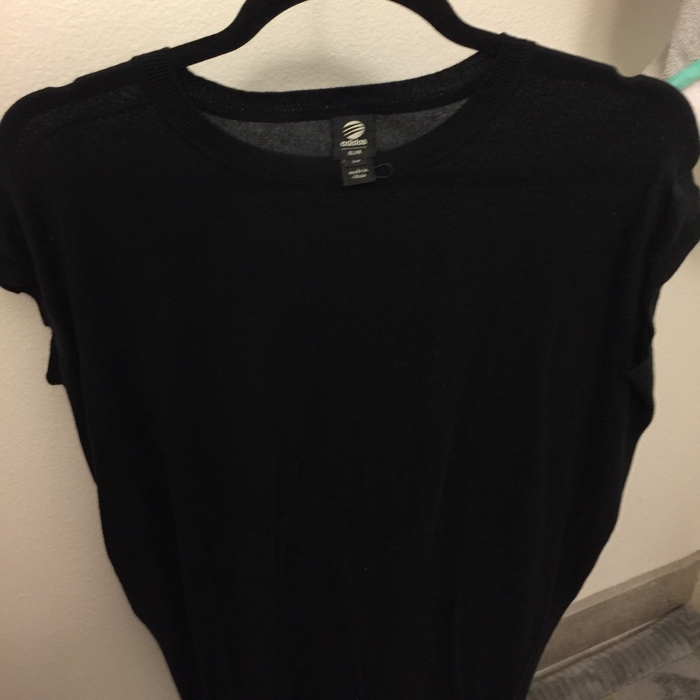 Adidas top