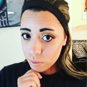 Meet your Posher, Ciara