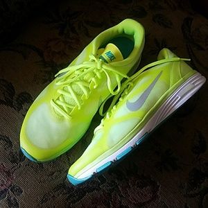 **SALE** Nike Dual Fusion Training