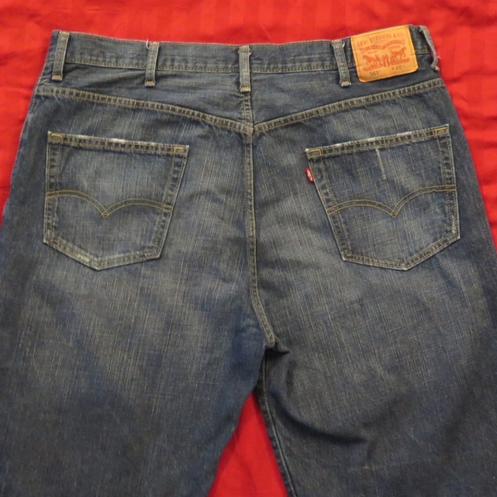 Levi's jean shorts. Size 40 style 569