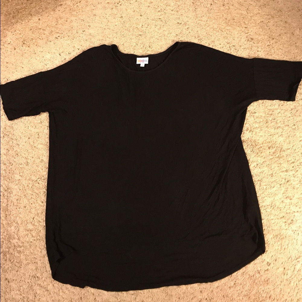 Solid black irma
