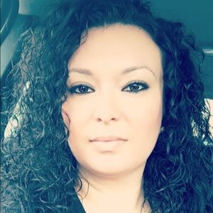 Meet your Posher, Celeste