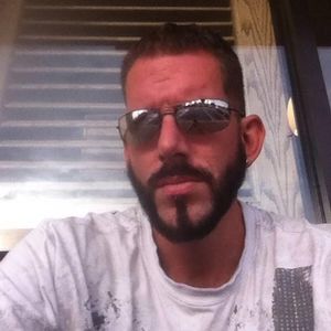 Meet your Posher, Derek