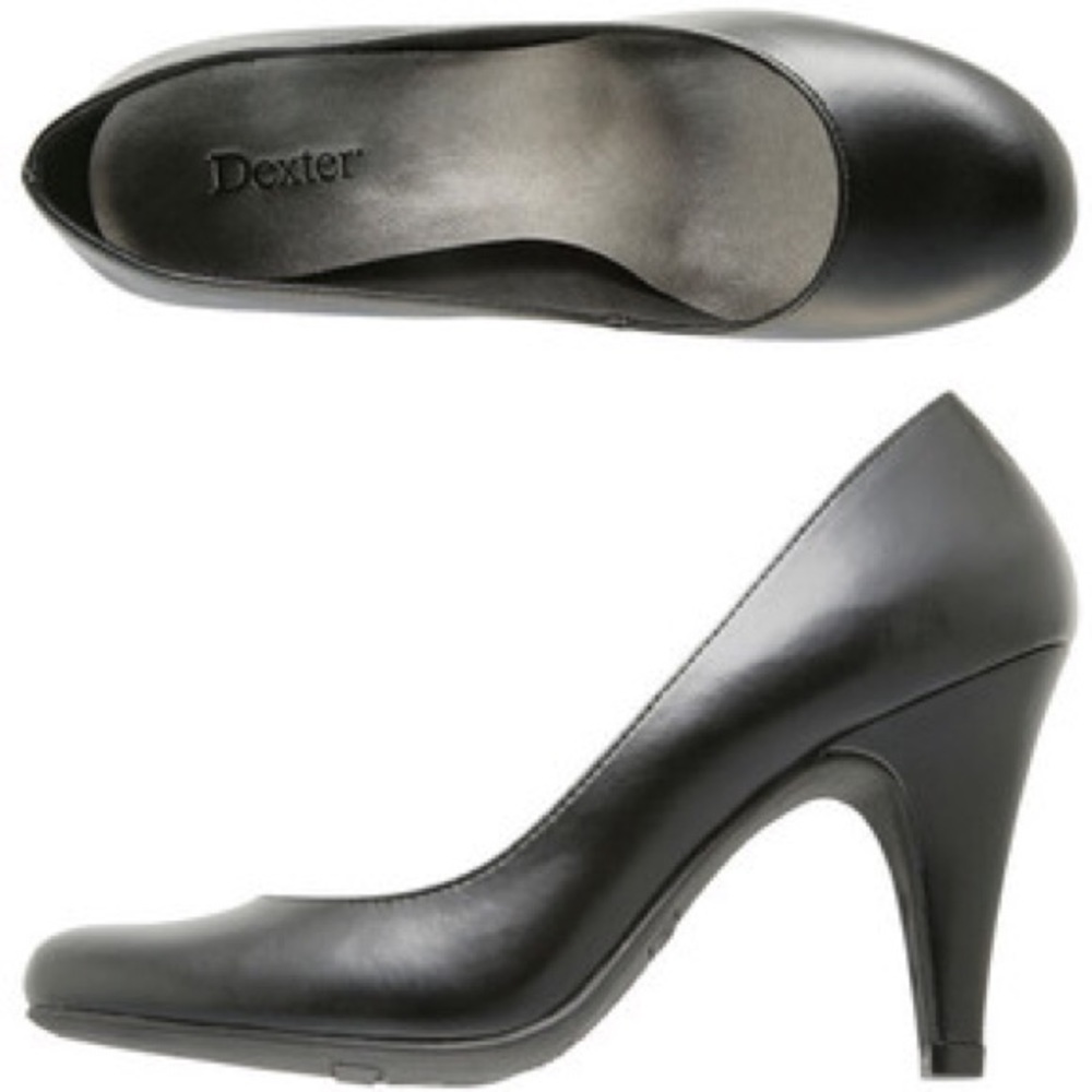 Comfortable Black Pumps