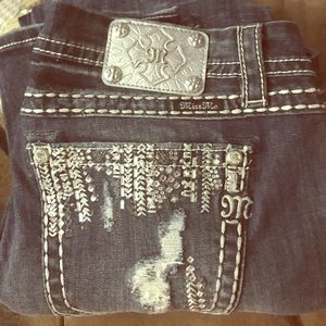 Super cute miss me jeans!!! Hard to find size 34!