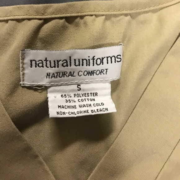 Scrub Top - Picture 2 of 3