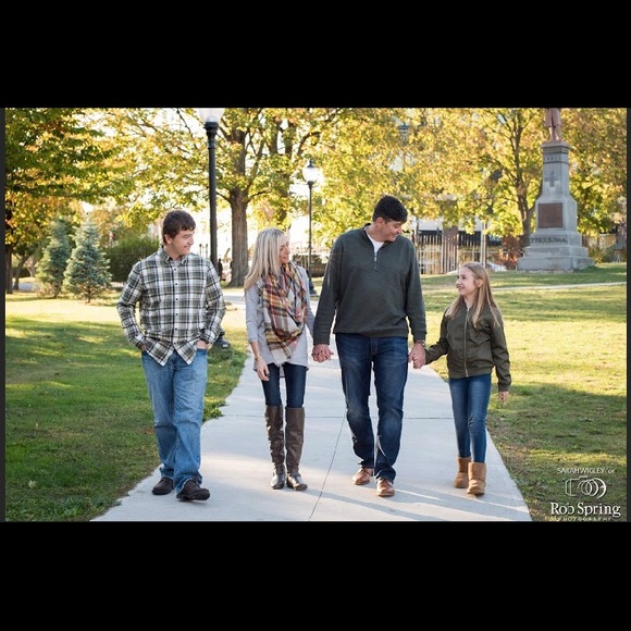 Meet your Posher, Karibeth - Picture 2 of 8