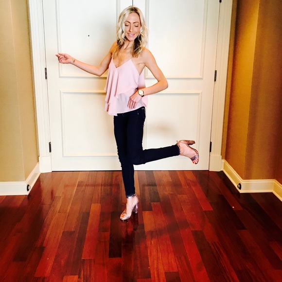 Meet your Posher, Karibeth - Picture 5 of 8