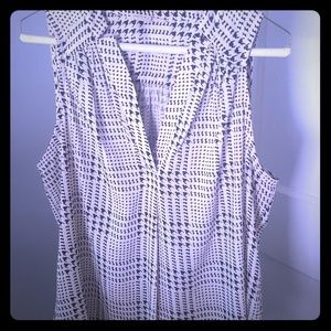 41 Hawthorn sleeveless blouse