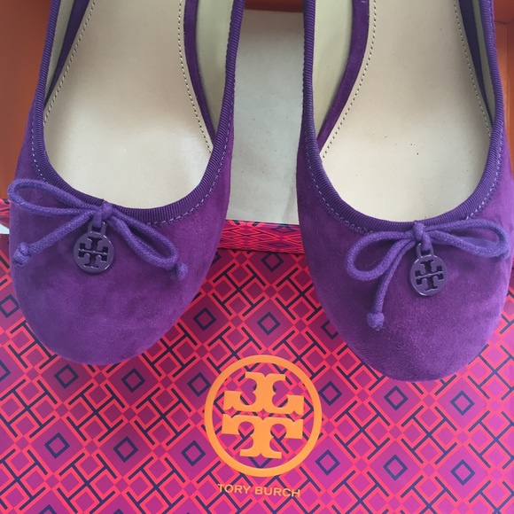 NWB Tory Butch Chelsea Suede 45 mm Wedges - Picture 2 of 5