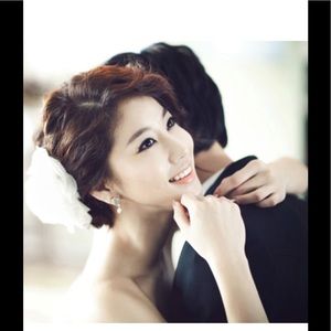 Meet your Posher, Hien