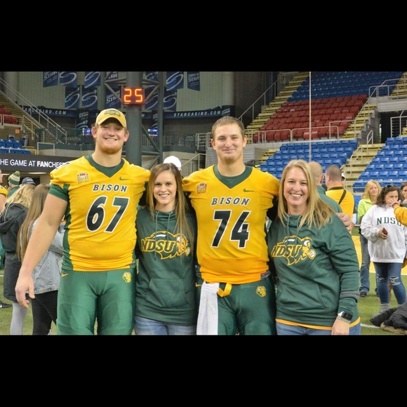 Meet your Posher, Corinne - Picture 4 of 6