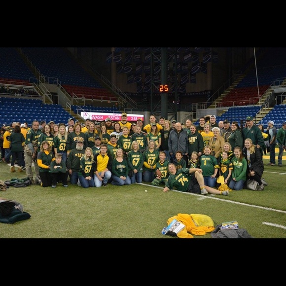 Meet your Posher, Corinne - Picture 6 of 6