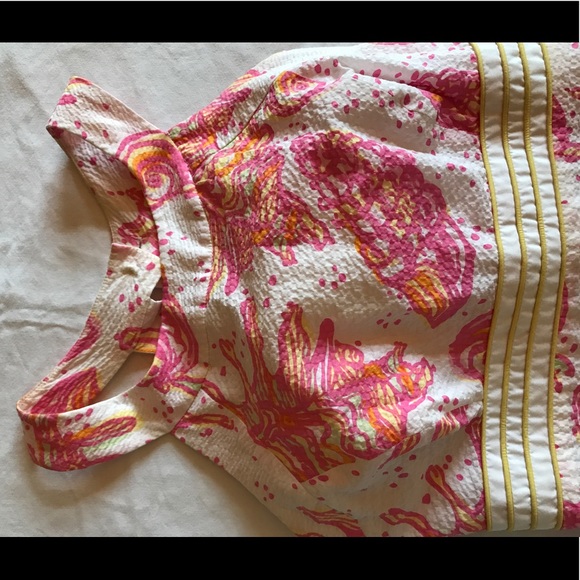 Lilly Pulitzer Dress Size 4 small or medium Print - Picture 2 of 7