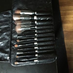 Brush set