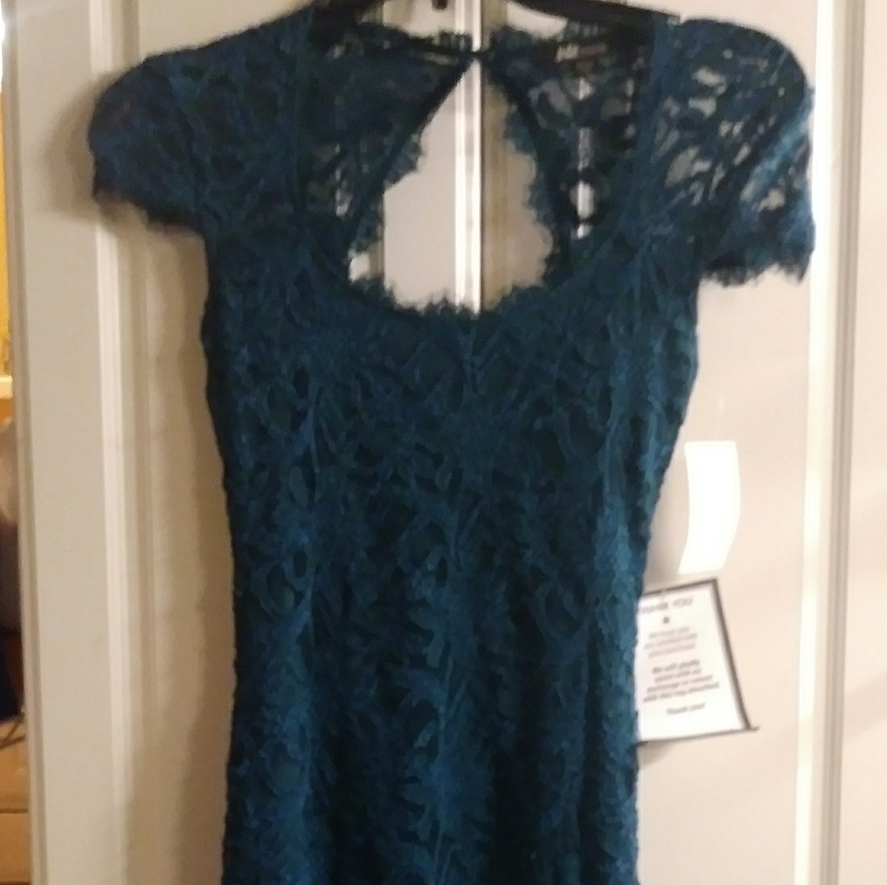 Green lace dress