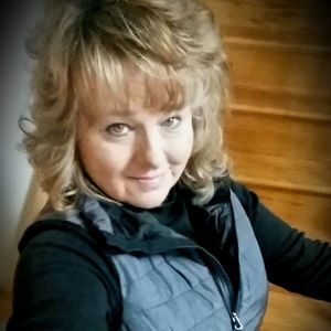 Meet your Posher, Janet