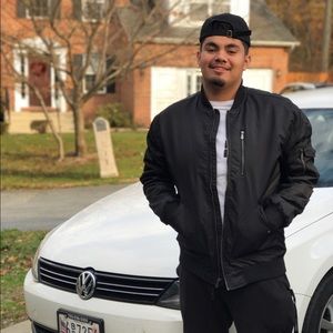 Meet your Posher, Jaime