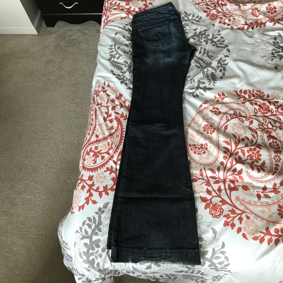 Express dark wash flared jeans! - Picture 3 of 7