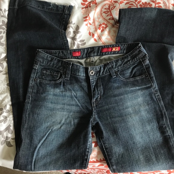 Express dark wash flared jeans! - Picture 5 of 7