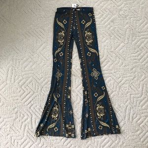 Novella Royale printed belles