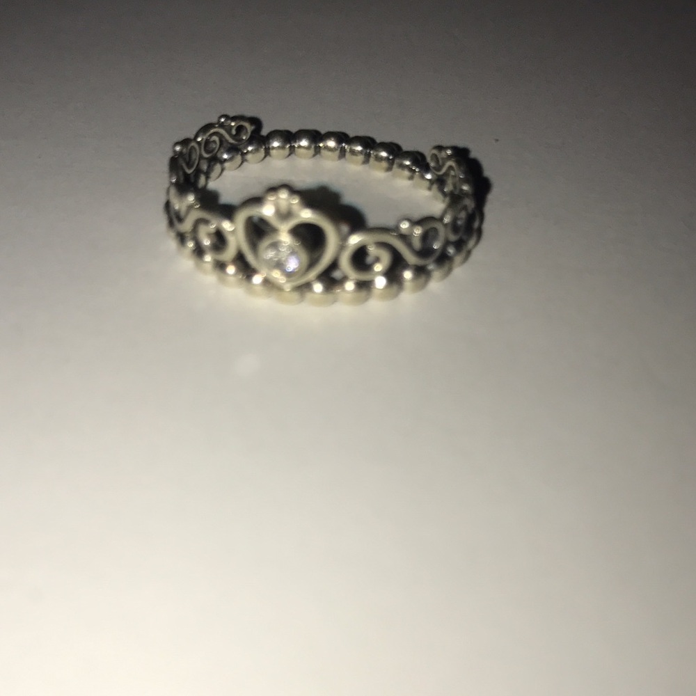 pandora princess crown ring