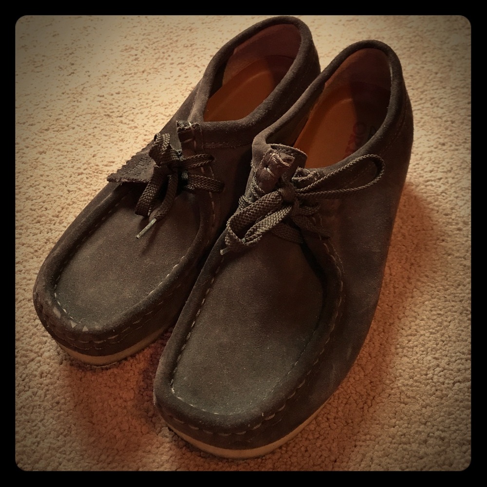 Clark Wallabee's Women's Size 8.5