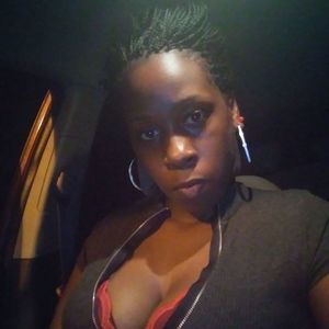 Meet your Posher, Loranza