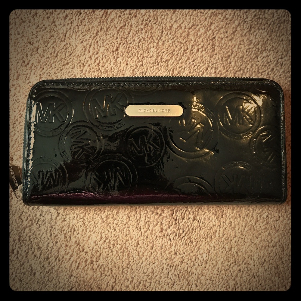 Authentic Michael Kors patent leather wallet