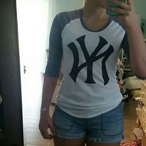 New York Yankees baseball style tee
